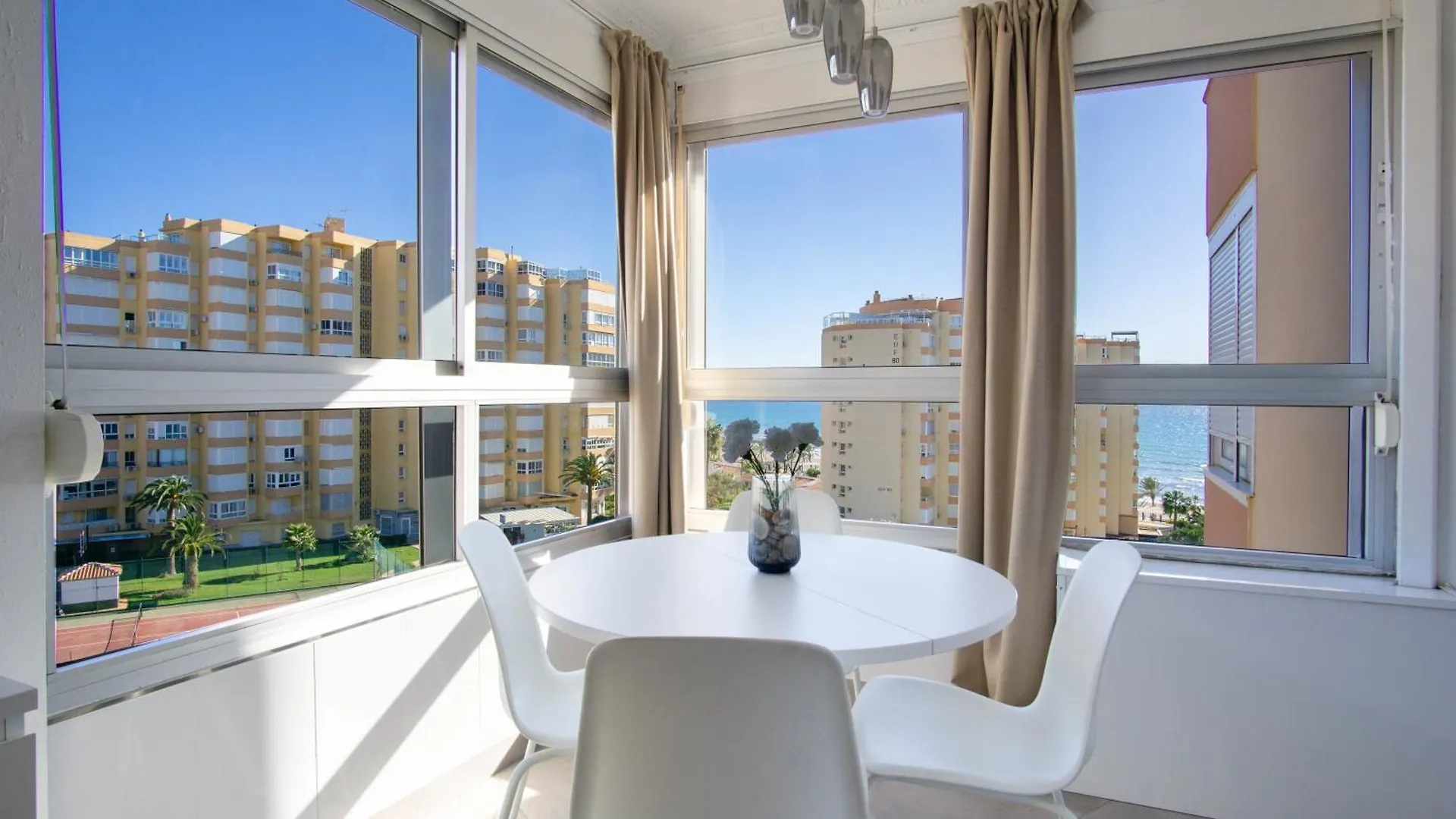 Modern Apartment With A Wonderful Sea View contacts